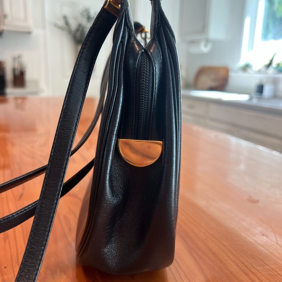 Dior Black Leather Shoulder Bag with Gold Accents Rare Gorgeous Vintage bag - Picture 4 of 16